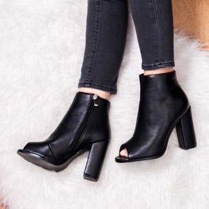 Breckelle’s Booties